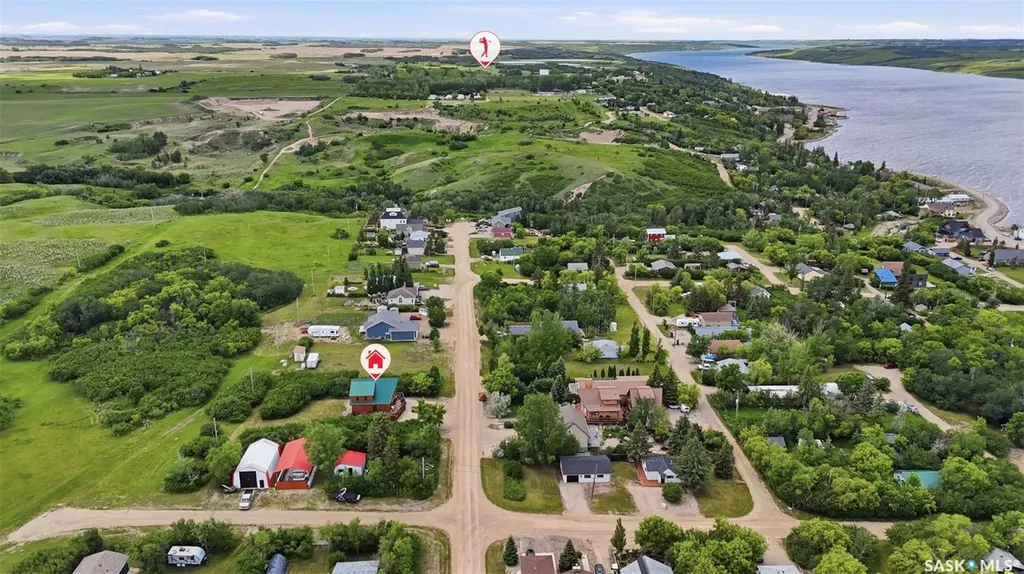 316&319 Cumming Avenue Manitou Beach SK S0K 4T1