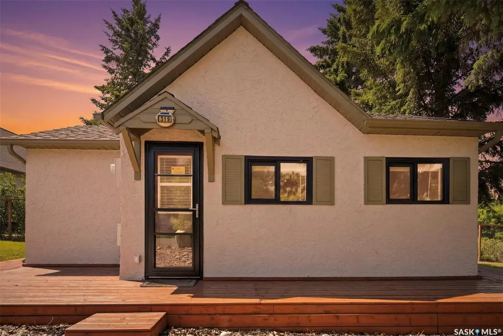 316&319 Cumming Avenue Manitou Beach SK S0K 4T1