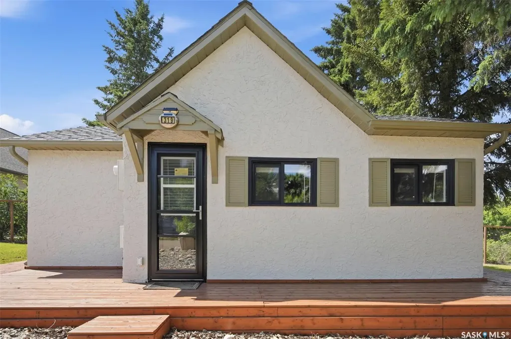316&319 Cumming Avenue Manitou Beach SK S0K 4T1
