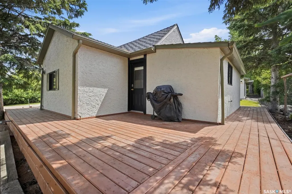316&319 Cumming Avenue Manitou Beach SK S0K 4T1