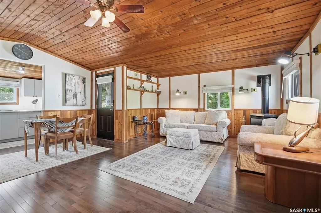 316&319 Cumming Avenue Manitou Beach SK S0K 4T1
