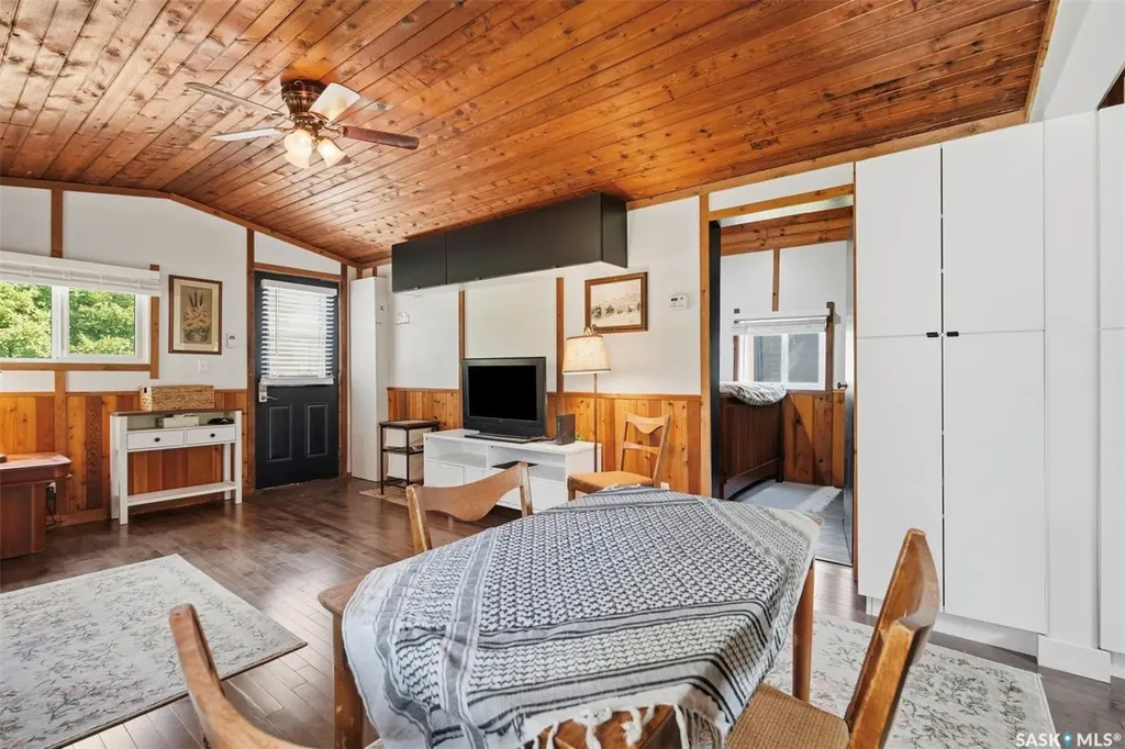 316&319 Cumming Avenue Manitou Beach SK S0K 4T1