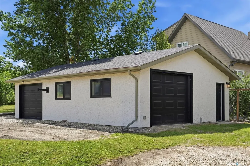 316&319 Cumming Avenue Manitou Beach SK S0K 4T1