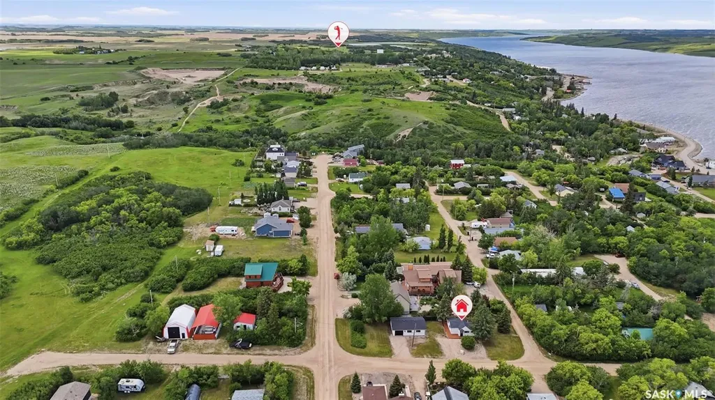316&319 Cumming Avenue Manitou Beach SK S0K 4T1