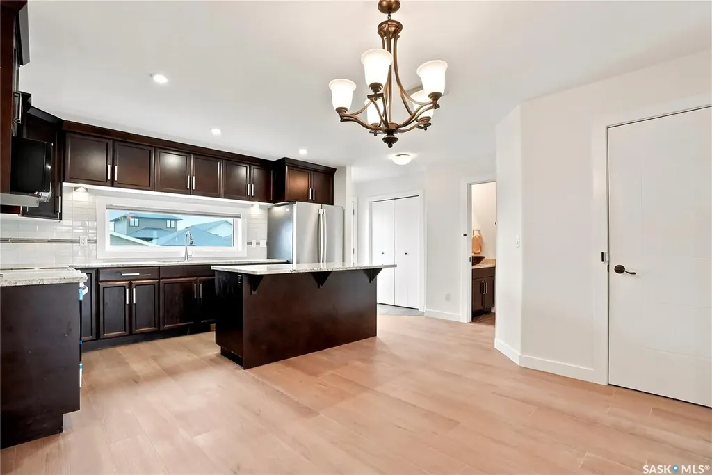 543 Evergreen Boulevard Saskatoon SK S7W 0L4