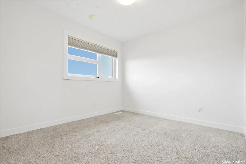 543 Evergreen Boulevard Saskatoon SK S7W 0L4