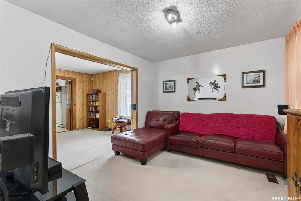 209 12th Street E Prince Albert SK S6V 1B9