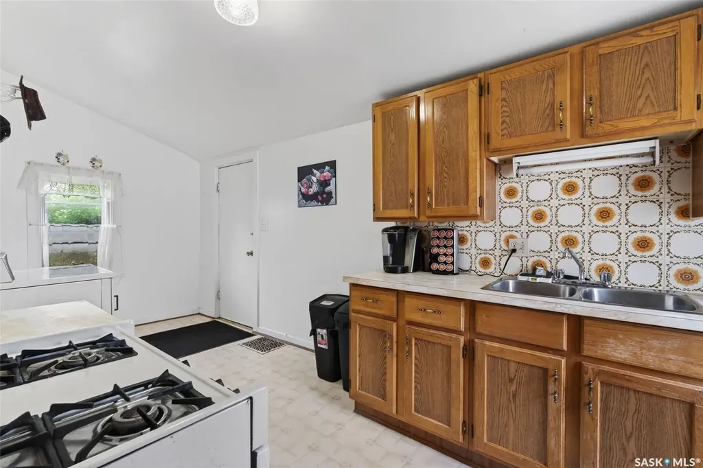 209 12th Street E Prince Albert SK S6V 1B9