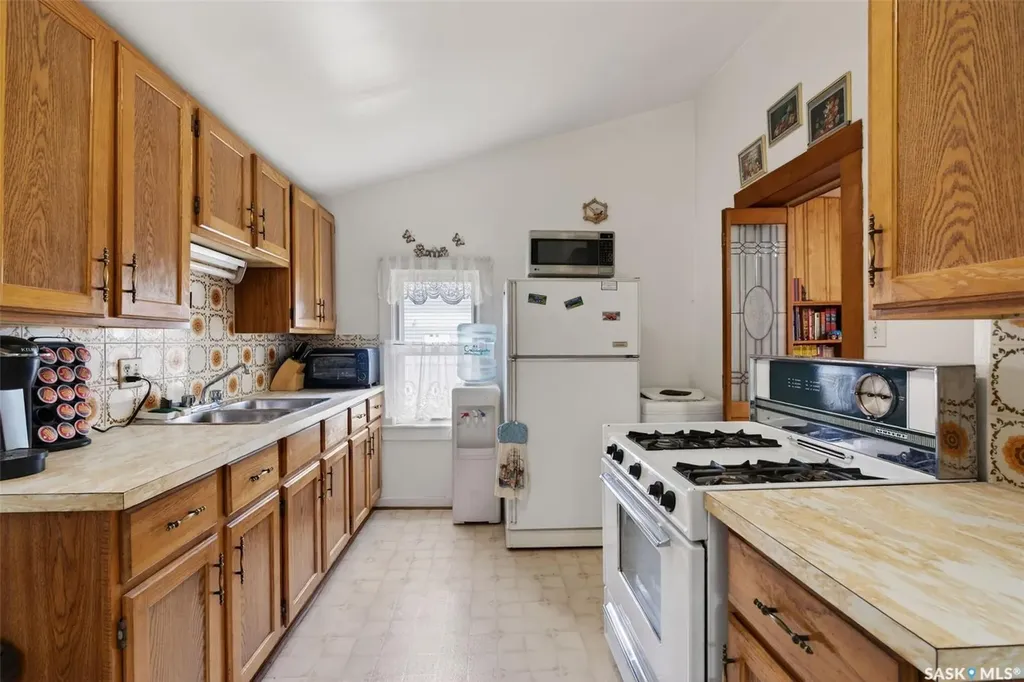 209 12th Street E Prince Albert SK S6V 1B9