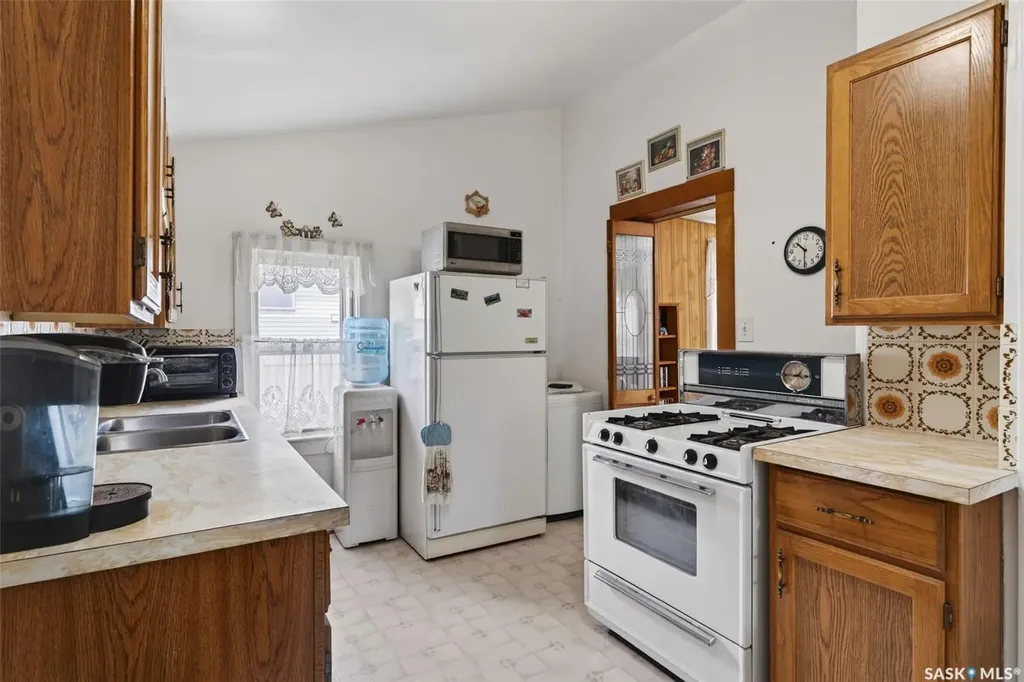 209 12th Street E Prince Albert SK S6V 1B9