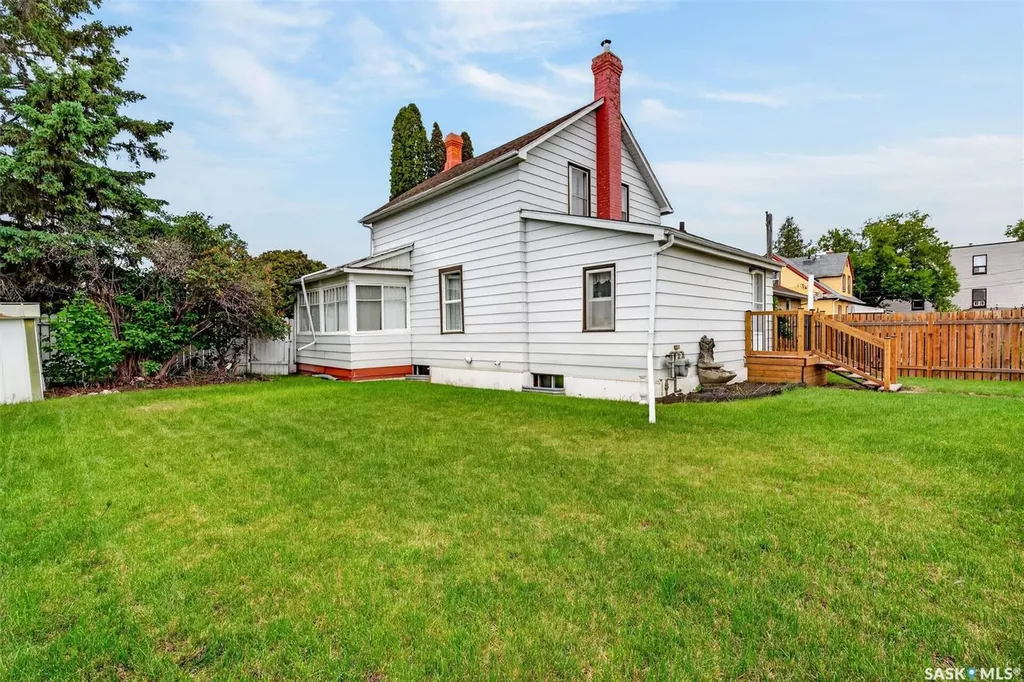209 12th Street E Prince Albert SK S6V 1B9