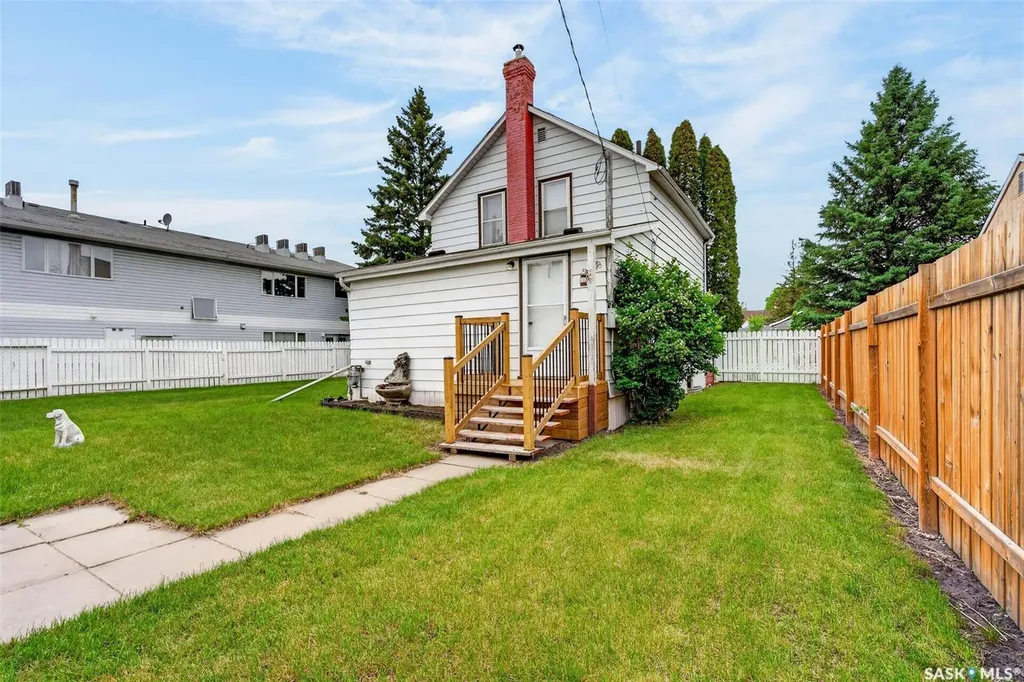 209 12th Street E Prince Albert SK S6V 1B9