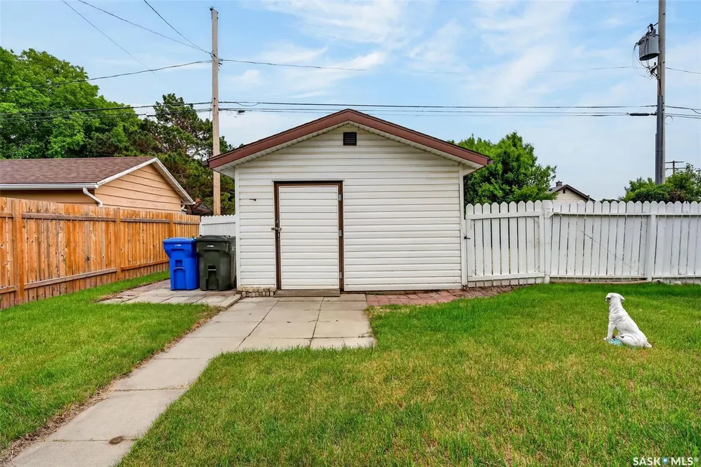 209 12th Street E Prince Albert SK S6V 1B9