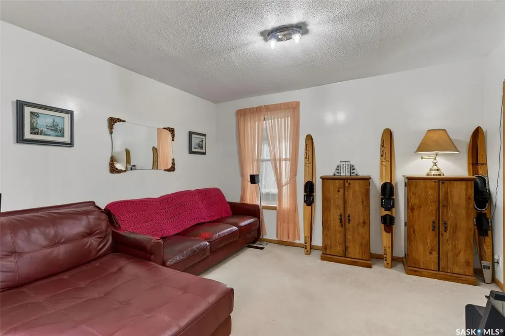 209 12th Street E Prince Albert SK S6V 1B9