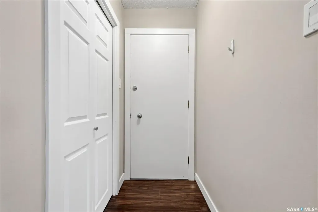 230 Broadway Avenue E Regina SK S4N 0Z9