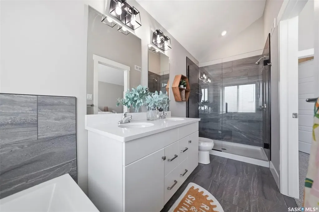 900 St Andrews Lane Warman SK S0K 4S4