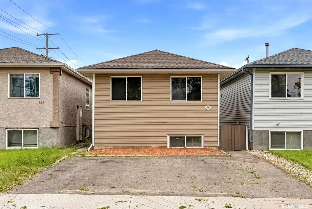 405 Lorne Street Regina SK S4R 2J5