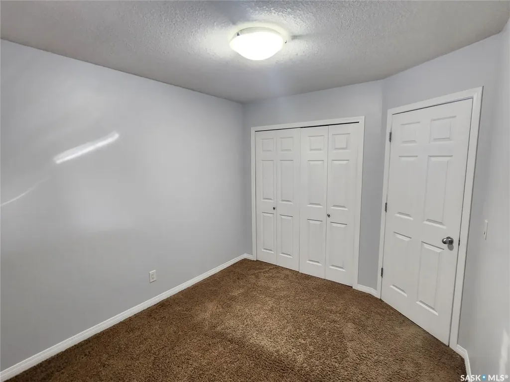 405 Lorne Street Regina SK S4R 2J5