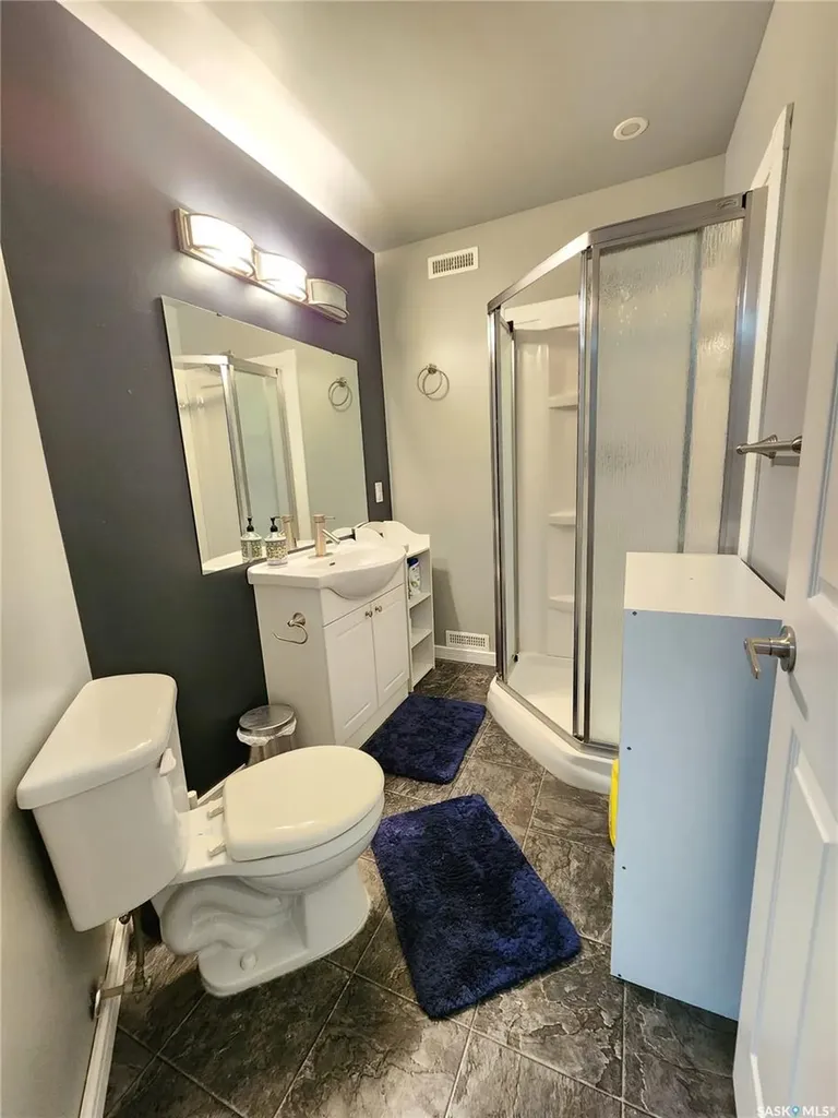405 Lorne Street Regina SK S4R 2J5