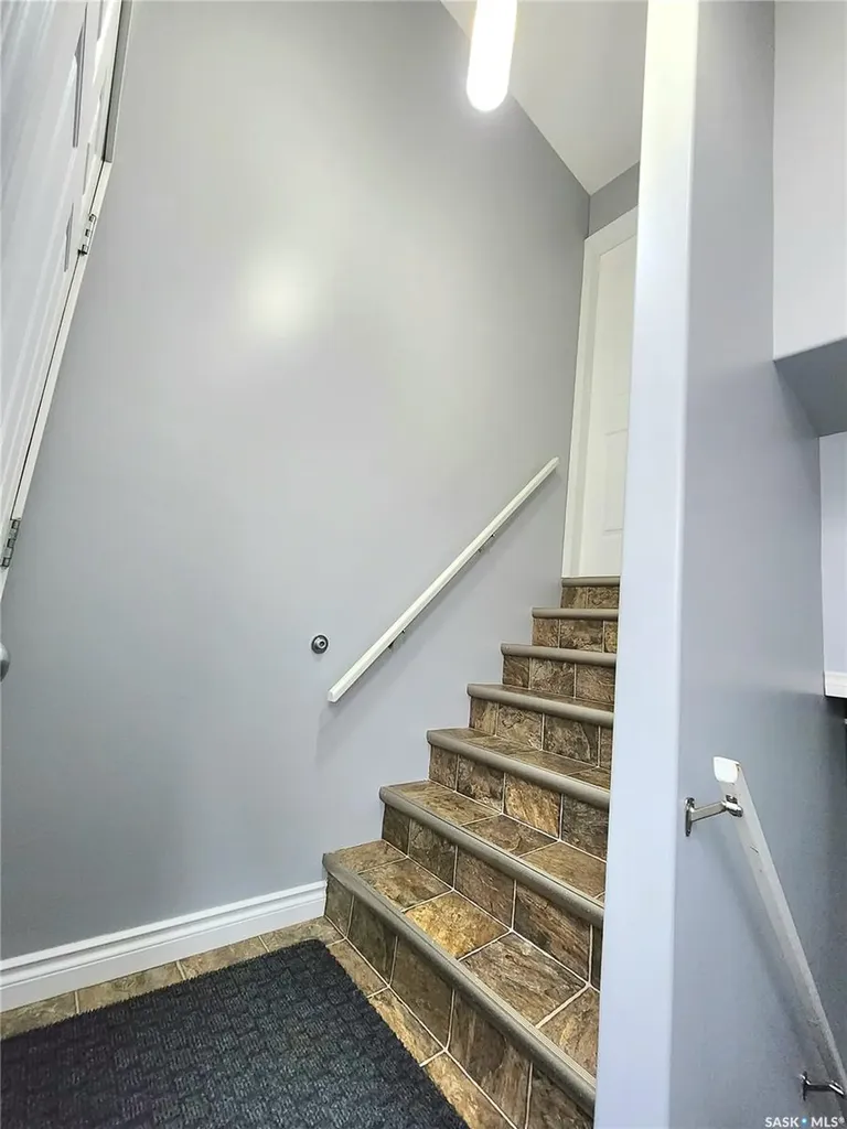 405 Lorne Street Regina SK S4R 2J5