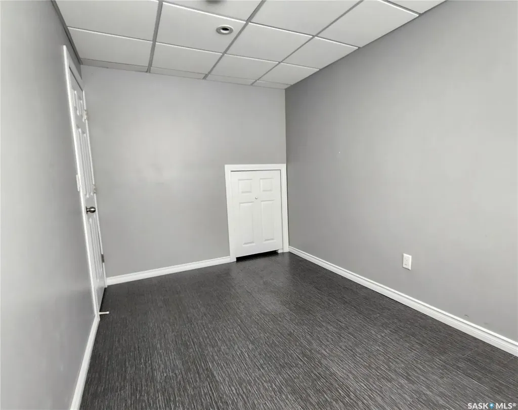 405 Lorne Street Regina SK S4R 2J5
