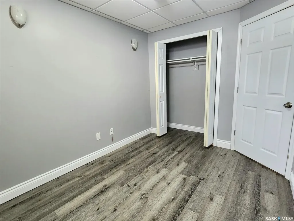 405 Lorne Street Regina SK S4R 2J5