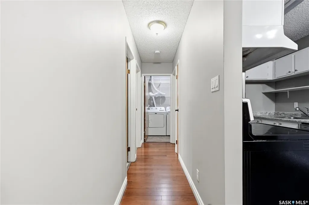 403 Tait Court Saskatoon SK S7H 5L3