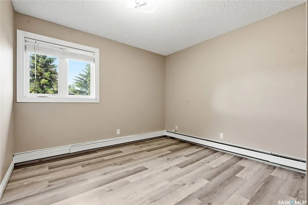 403 Tait Court Saskatoon SK S7H 5L3