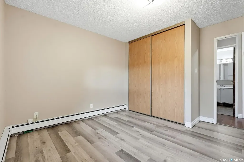 403 Tait Court Saskatoon SK S7H 5L3