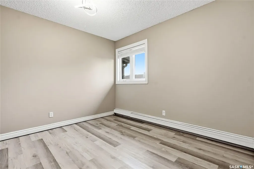 403 Tait Court Saskatoon SK S7H 5L3
