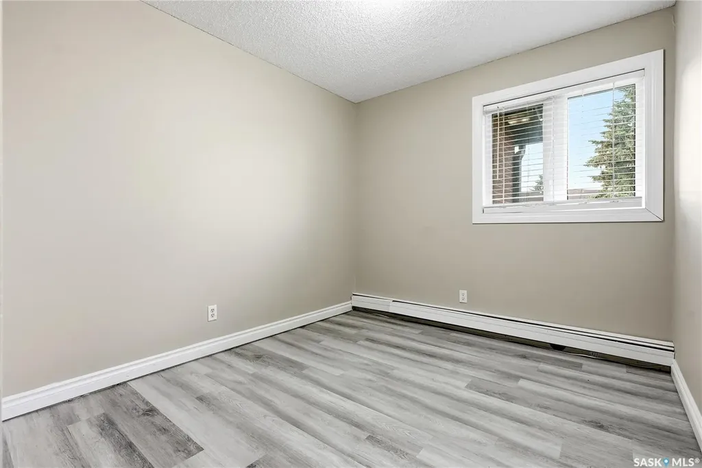 403 Tait Court Saskatoon SK S7H 5L3