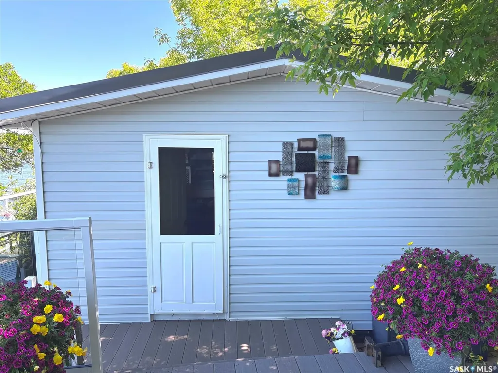 158 Katepwa Road Katepwa Beach SK S0G 2K0