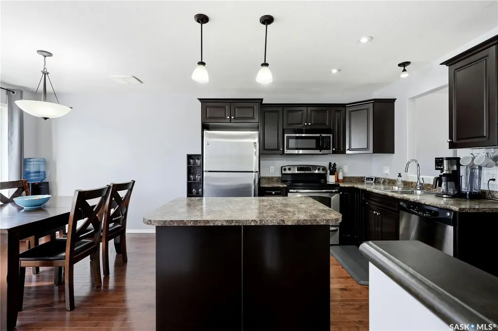 224 Langlois Way Saskatoon SK S7T 0L2