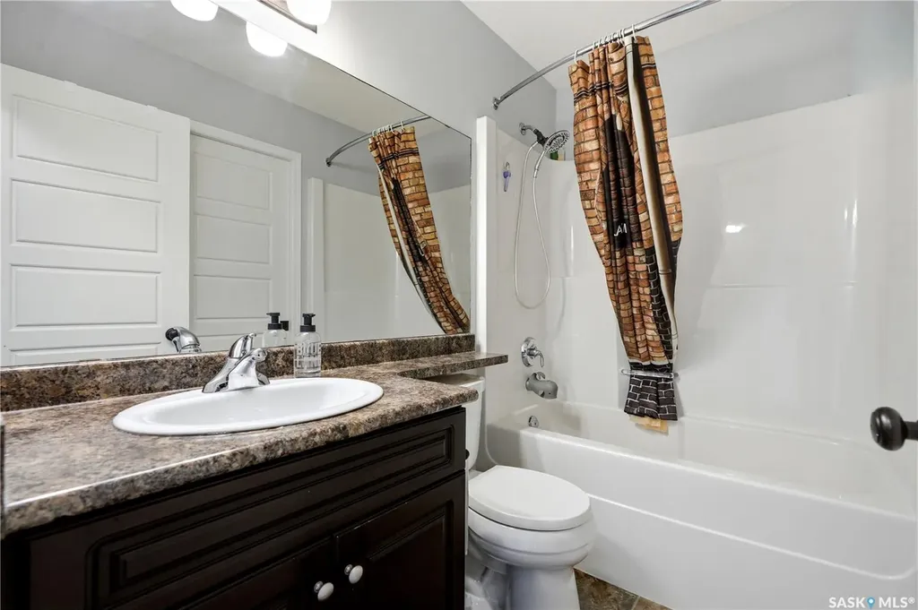 224 Langlois Way Saskatoon SK S7T 0L2