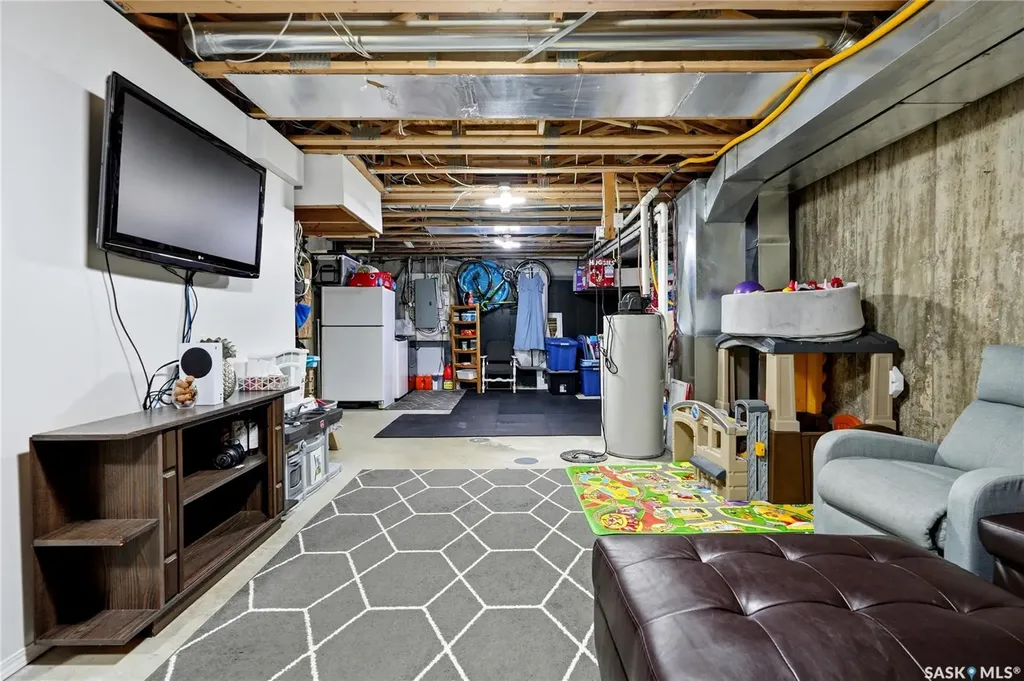 224 Langlois Way Saskatoon SK S7T 0L2