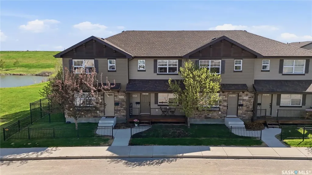 224 Langlois Way Saskatoon SK S7T 0L2