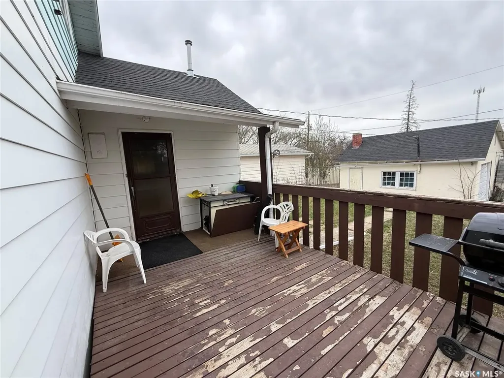 309 4th Avenue SW Eston SK S0L 1A0