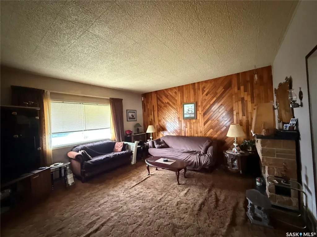 309 4th Avenue SW Eston SK S0L 1A0