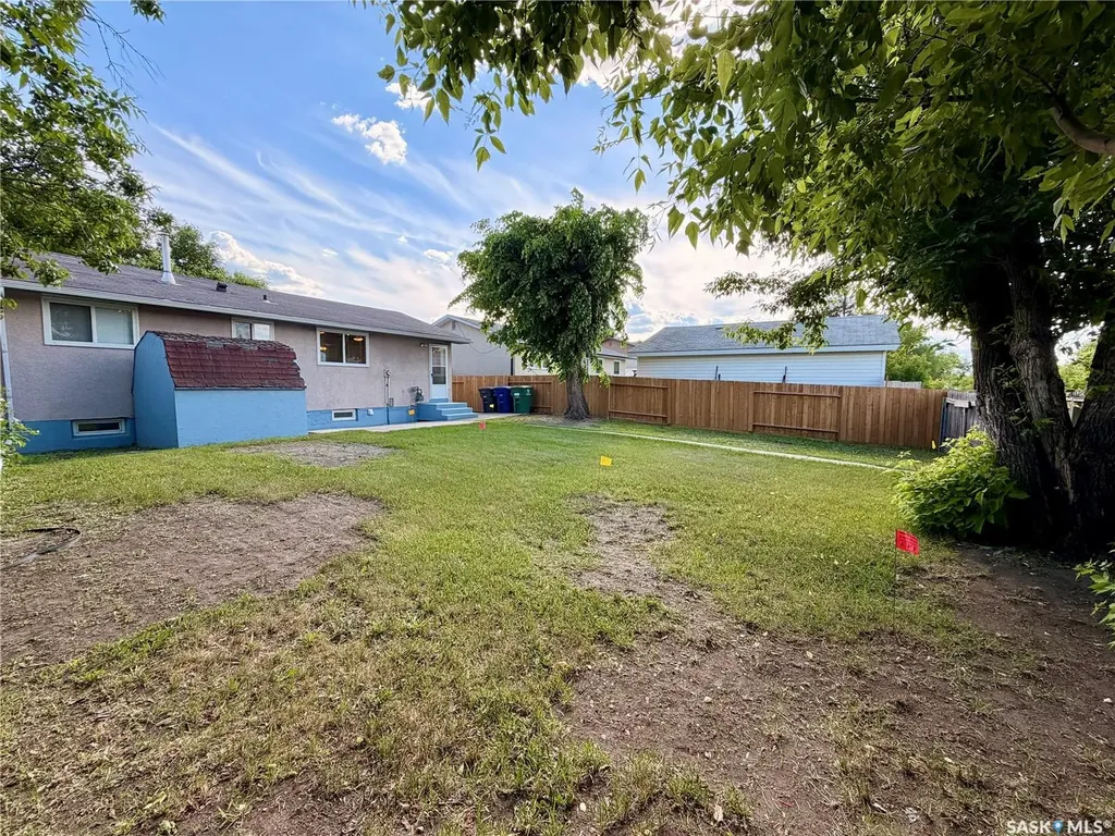 214 Fisher Crescent Saskatoon SK S7L 5C9