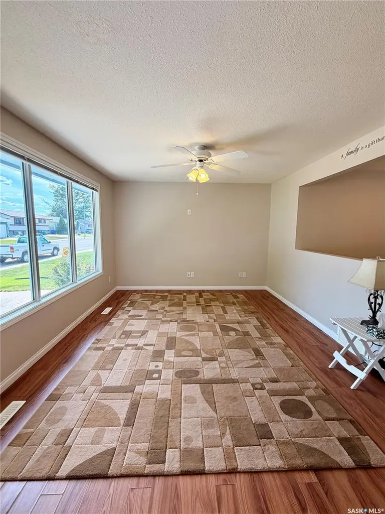 214 Fisher Crescent Saskatoon SK S7L 5C9