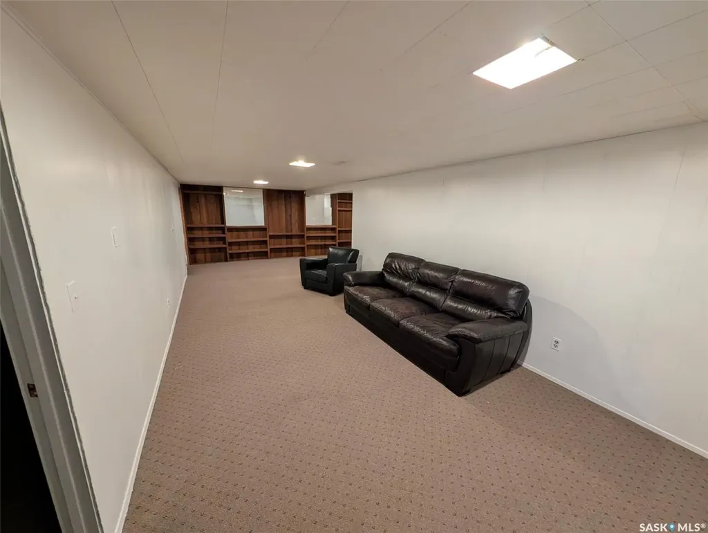 4227 Castle Road Regina SK S4S 4N4