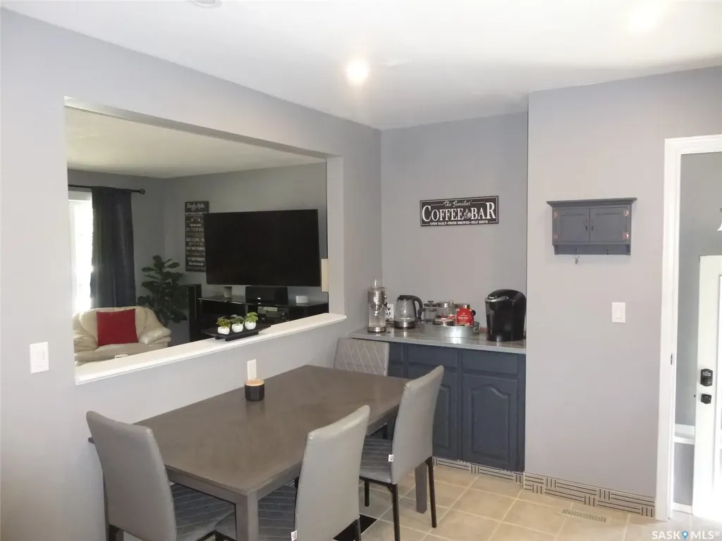4227 Castle Road Regina SK S4S 4N4