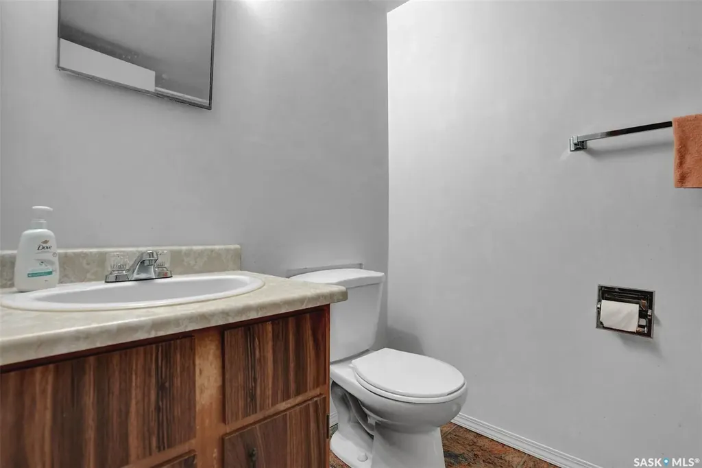 7223 Dalgliesh Drive Regina SK S4X 2B8