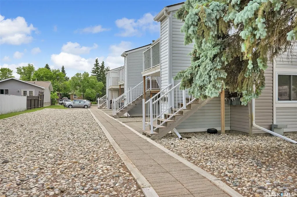 7223 Dalgliesh Drive Regina SK S4X 2B8