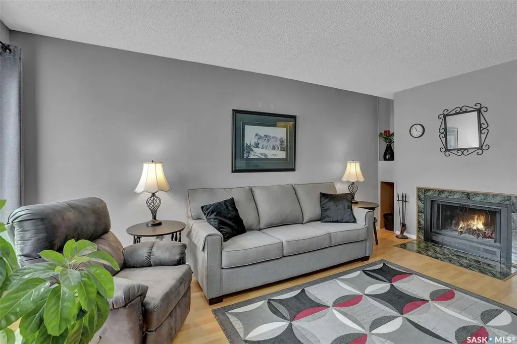 7223 Dalgliesh Drive Regina SK S4X 2B8