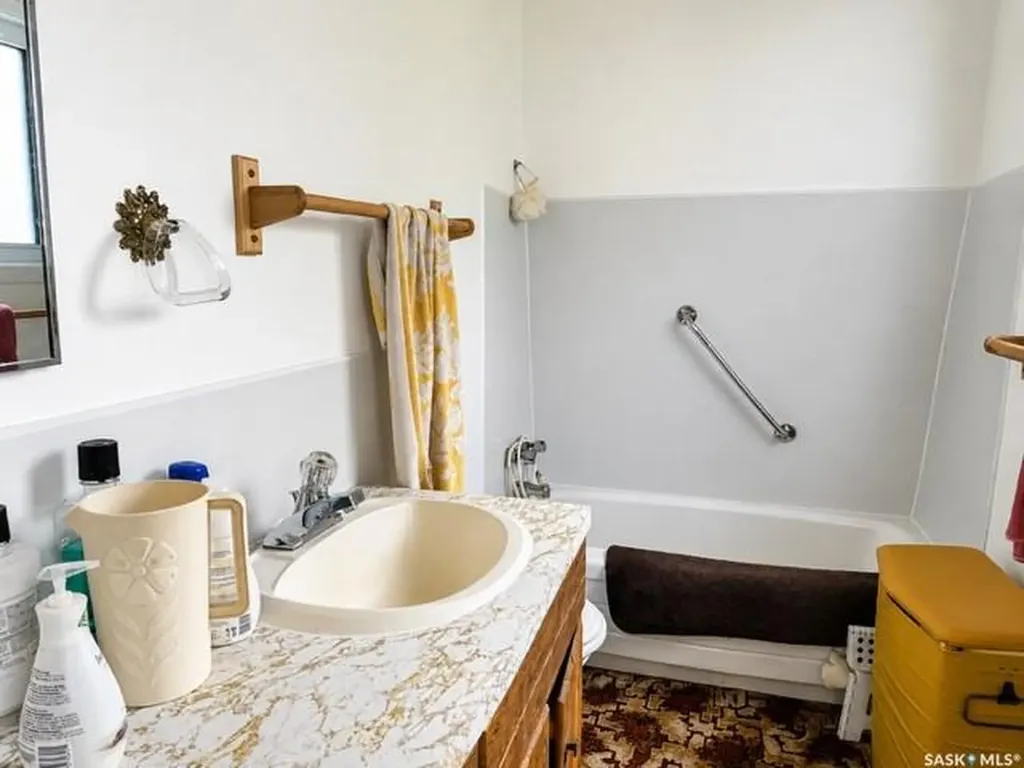 533 Dustin Place Mervin Rm No.499 SK S0M 1J0