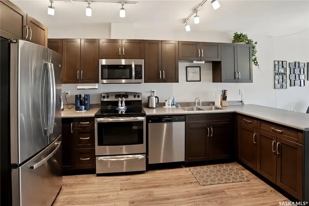 2452 Killdeer Drive North Battleford SK S9A 3T5