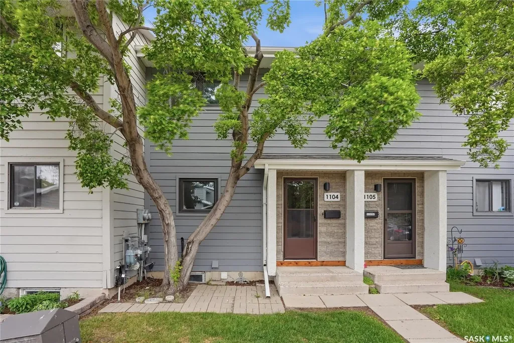 145 Sandy Court Saskatoon SK S7K 6P7