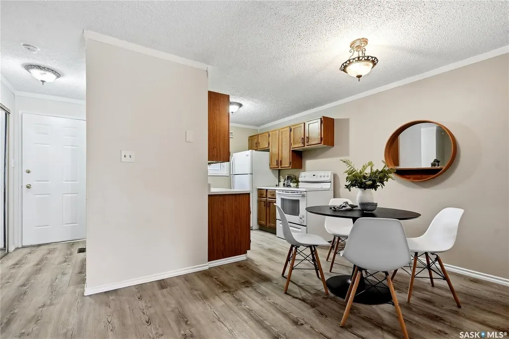 145 Sandy Court Saskatoon SK S7K 6P7