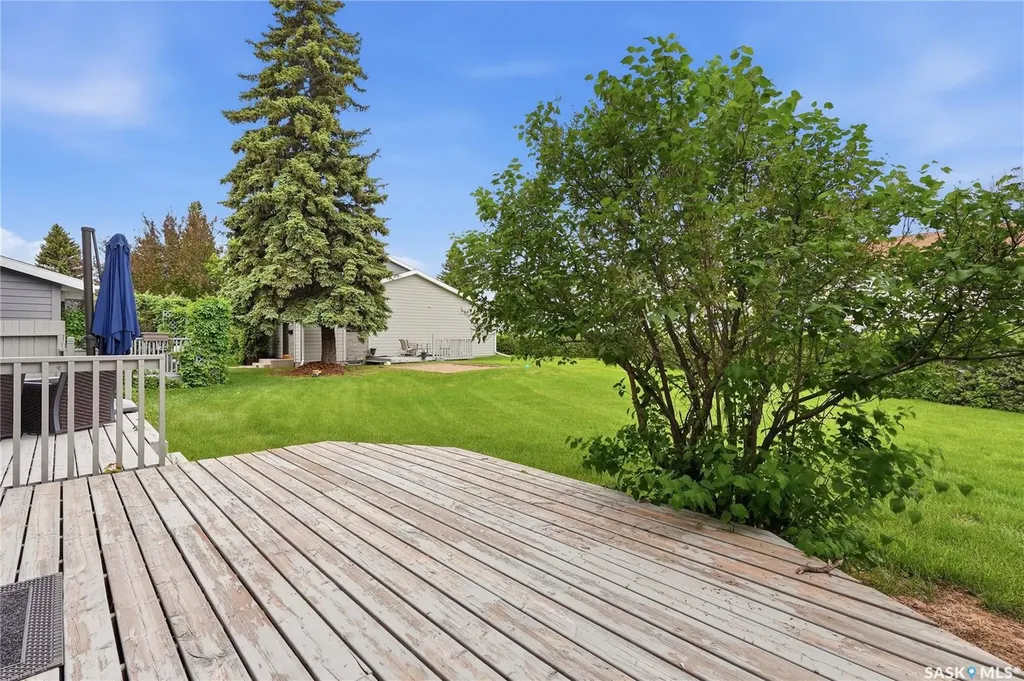 145 Sandy Court Saskatoon SK S7K 6P7